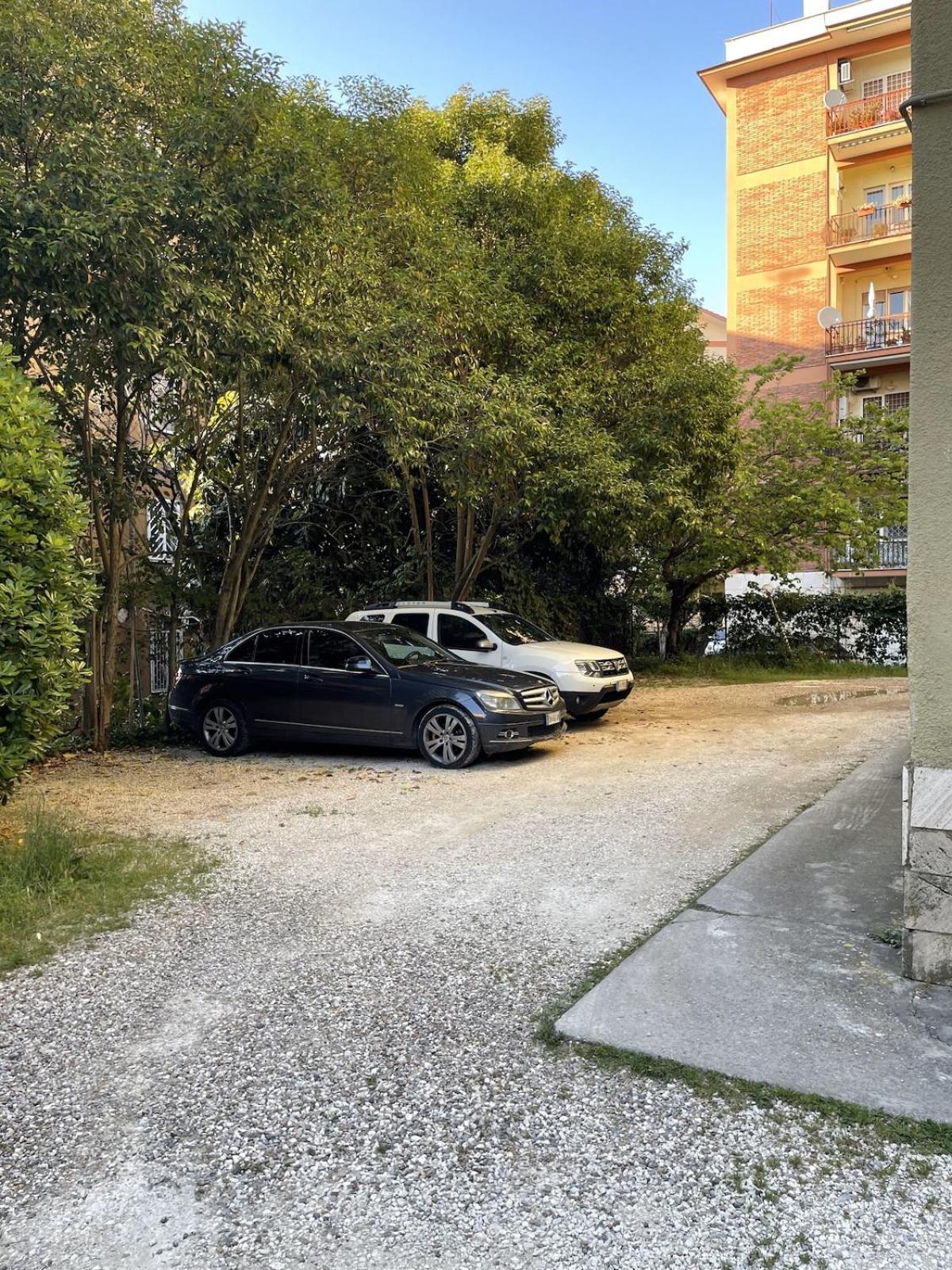 Apartment Moderno 85mq Con 2 Bagni E Posto Auto Privato *
