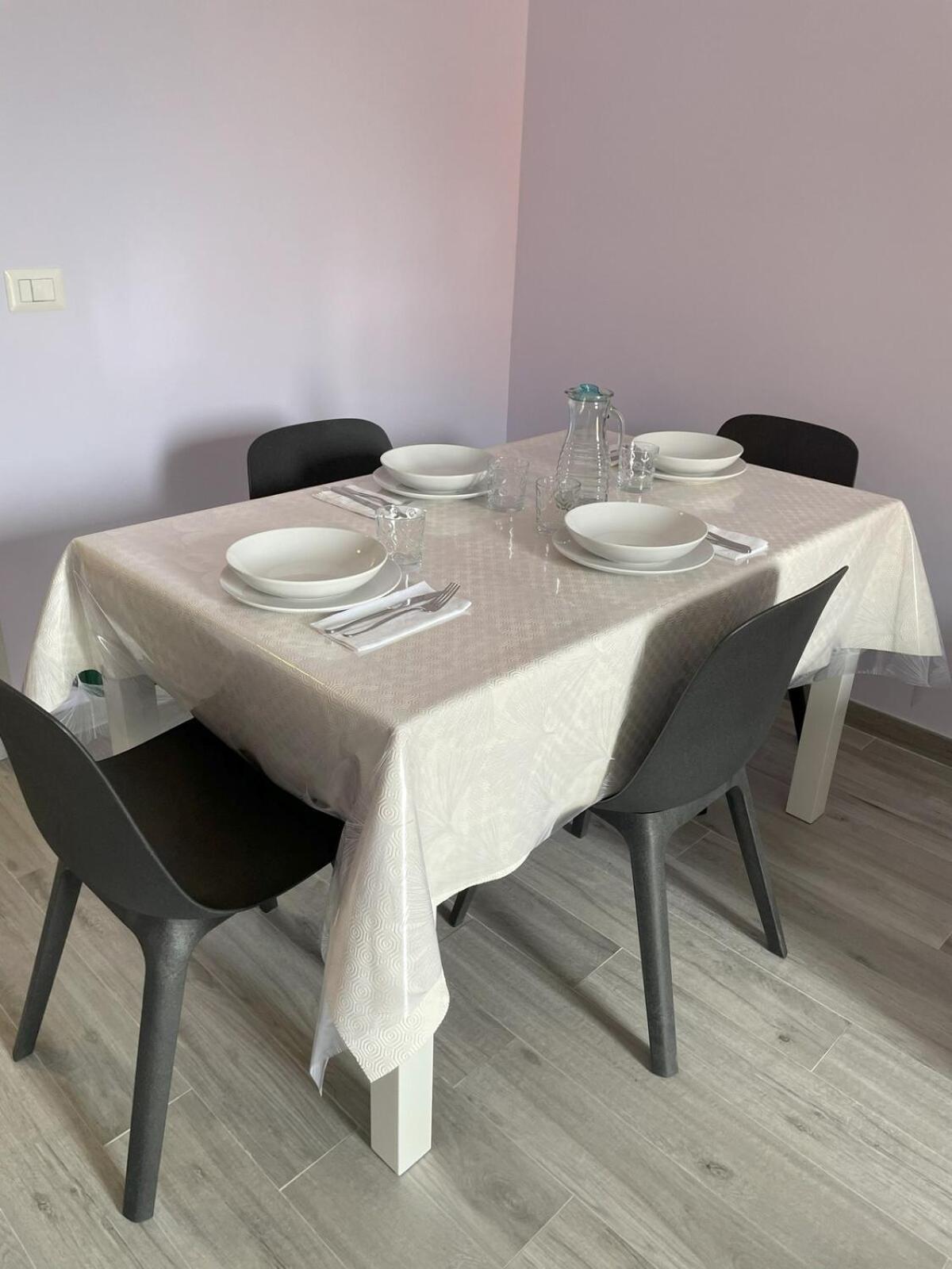 Moderno 85mq Con 2 Bagni E Posto Auto Privato Apartment *